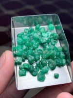 55.30ct Swat Emerald Rough Gemstone: Uncut Crystal - Image 10