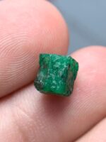 Pure Swat Beauty: 3.33ct Emerald Crystal with Natural Charm - Image 8