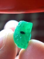 5.06 ct Swat Emerald Crystal – A Natural Gem in Its Purest State - Image 10