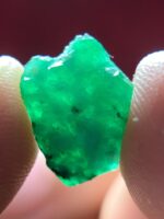 4.30ct Swat Emerald Crystal – Compact and Vibrant Natural Gem - Image 3