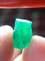 5.06 ct Swat Emerald Crystal – A Natural Gem in Its Purest State - Image 4