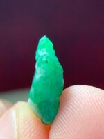 5.90 ct Swat Emerald Crystal – A 15.25 × 10.18 × 5.90 mm Natural Green Marvel - Image 6