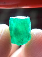5.06 ct Swat Emerald Crystal – A Natural Gem in Its Purest State - Image 5
