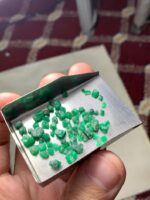 20.90 ct Swat Emerald Rough Lot – Natural Green Crystals from Pakistan’s Emerald Valley - Image 6