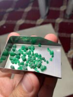 20.90 ct Swat Emerald Rough Lot – Natural Green Crystals from Pakistan’s Emerald Valley - Image 8