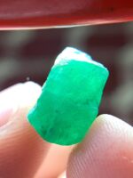 7.51 ct Swat Emerald Crystal – Natural Elegance in Every Angle - Image 2