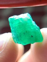 7.51 ct Swat Emerald Crystal – Natural Elegance in Every Angle - Image 4