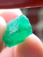 7.51 ct Swat Emerald Crystal – Natural Elegance in Every Angle - Image 5