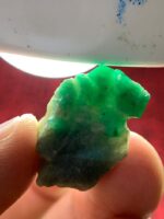 35.60ct Swat Emerald Specimen: Bold Natural Beauty from Pakistan’s Gem Valley - Image 2