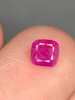 Afghan Ruby: 0.610ct Faceted Gemstone, Natural Beauty - Image 2