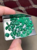 Rare Swat Emerald: 49.35ct Rough with Exceptional Character - Image 12
