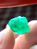 6.73 ct Swat Emerald Crystal – Compact Power and Natural Charm - Image 2