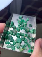 Majestic 41.25 ct Swat Emerald Rough – A Natural Masterpiece from Pakistan - Image 4