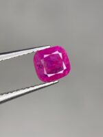 Afghan Ruby: 0.610ct Faceted Gemstone, Natural Beauty - Image 5