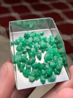 Rare Swat Emerald: 49.35ct Rough with Exceptional Character - Image 6