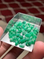 Rare Swat Emerald: 49.35ct Rough with Exceptional Character - Image 8