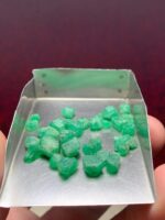 26.55ct Swat Emerald Rough Lot: Fine-Grade Natural Crystals for Cutting & Collecting - Image 10