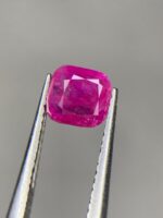 Afghan Ruby: 0.610ct Faceted Gemstone, Natural Beauty - Image 10