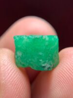 8.65ct Swat Emerald Crystal – Natural Untreated Gem (10.75×10.48×7.66 mm) - Image 4