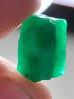 5.03ct Swat Emerald Crystal – Natural Beauty from the Heart of Pakistan - Image 5