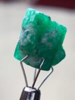 11.76 ct Swat Emerald Crystal – Striking Form and Vibrant Green - Image 3