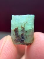 Discovering the Beauty of a 12.00 ct Emerald Crystal from Laghman - Image 6