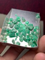 33.60CT Swat Emerald Lot – Natural Green Emeralds (9.51 x 6.06 x 3.72mm) - Image 4