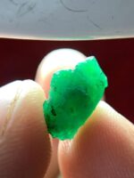 3.42ct Swat Emerald Crystal – Elongated Natural Green Gem from Pakistan - Image 4