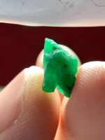 3.42ct Swat Emerald Crystal – Elongated Natural Green Gem from Pakistan - Image 9
