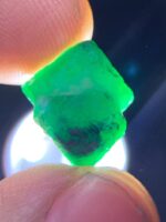 11.69 ct Swat Emerald Crystal – Rich Green and Well-Formed - Image 2