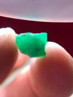 2.95ct Swat Emerald Crystal: Untreated Elegance in Pure Green - Image 3