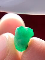 2.95ct Swat Emerald Crystal: Untreated Elegance in Pure Green - Image 6