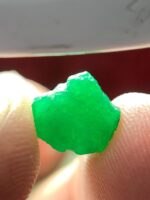 Verdant Treasure: 4.35ct Swat Emerald Crystal with Lush Natural Color - Image 3
