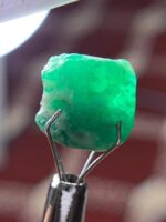 9.95 Carat Emerald Crystal from Swat Valley, Pakistan - Image 4