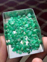 Exceptional 59.80 ct Emerald Rough from Swat - Image 5
