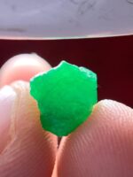 Verdant Treasure: 4.35ct Swat Emerald Crystal with Lush Natural Color - Image 7