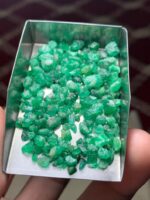 Exceptional 59.80 ct Emerald Rough from Swat - Image 9