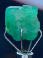 5.22ct Swat Emerald Crystal: A Near-Cubic Natural Gemstone with Striking Symmetry - Image 4