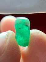 A Glimpse into Swat’s Green: 2.04 ct Emerald Crystal (10.49 × 5.50 × 5.97 mm) - Image 7