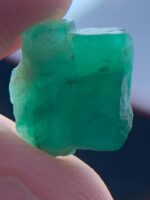 5.22ct Swat Emerald Crystal: A Near-Cubic Natural Gemstone with Striking Symmetry - Image 8