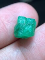 5.22ct Swat Emerald Crystal: A Near-Cubic Natural Gemstone with Striking Symmetry - Image 9