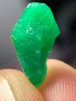 2.07ct Swat Emerald Crystal – Slender, Untouched Beauty in Vivid Green - Image 2