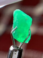 Magnificent 3.00ct Emerald Crystal from Swat - Image 3