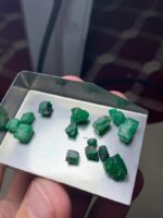 Exquisite 25.65 ct Swat Emerald Rough – A Rare Treasure from Pakistan - Image 8