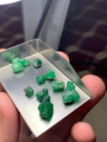 Exquisite 25.65 ct Swat Emerald Rough – A Rare Treasure from Pakistan - Image 9