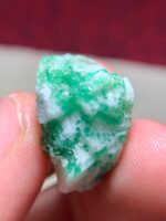 35.00ct Swat Emerald Specimen – Bold Natural Crystal - Image 5