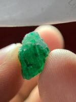 5.24 ct Swat Emerald Crystal — Deep & Dimensional - Image 8