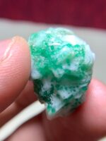 35.00ct Swat Emerald Specimen – Bold Natural Crystal - Image 10
