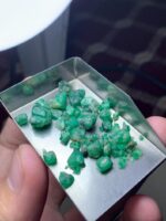 Swat’s Majestic Gem: A 38.80 Carat Emerald Rough Lot - Image 2