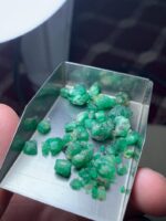 Swat’s Majestic Gem: A 38.80 Carat Emerald Rough Lot - Image 5
